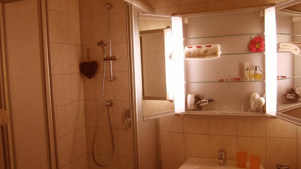 Adlerhof Am Sonnenplateau Hotell Mieming Rum bild